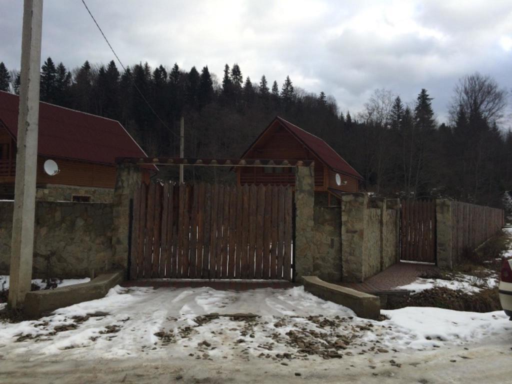 Guest House In Carpathians 米戈韦 外观 照片